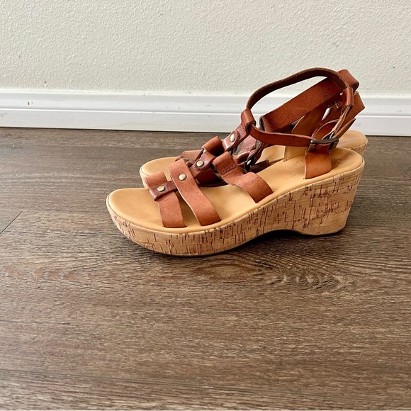 Brown Strappy Sandals - Picture 4 of 16